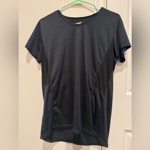 Black Athletic Tee | V-Neck | Short Sleeve | Size L